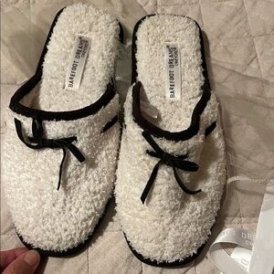 Barefoot Dreams Cozy Black and White Slippers
